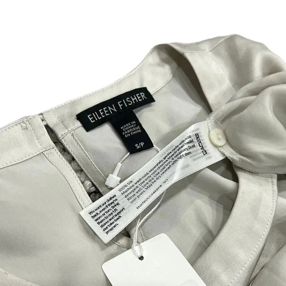 Eileen Fisher Cream 100% Silk Sleeveless Blouse S - Picture 3 of 3